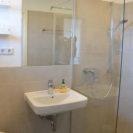 Daire Huus Parlbuggt *